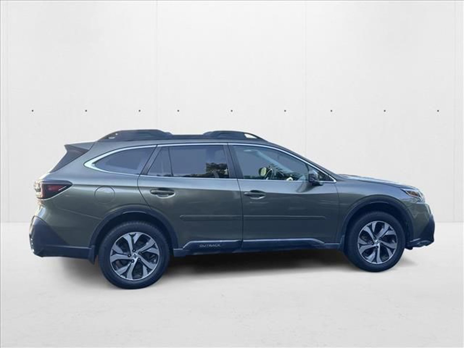 2020 Subaru Outback Limited photo 4