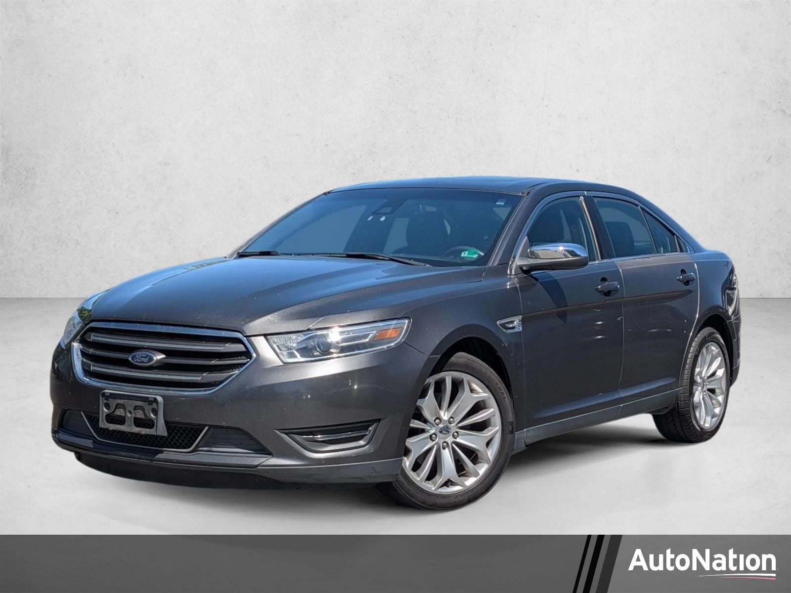 2018 Ford Taurus Limited FWD's photo