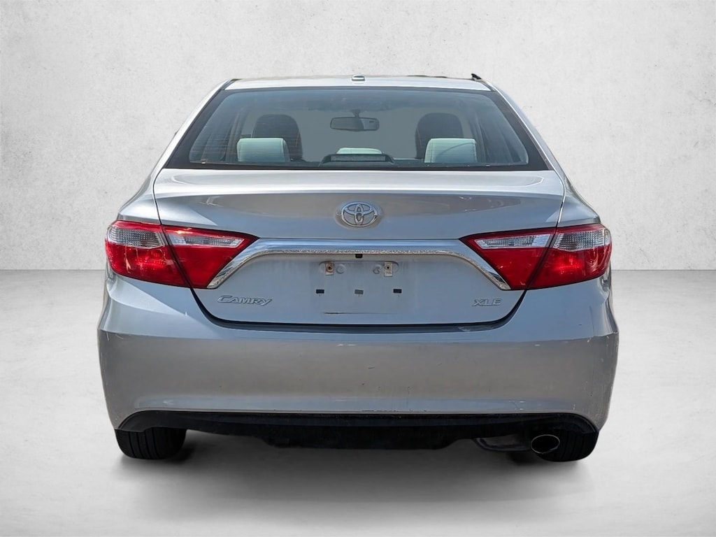 Used 2017 Toyota Camry XLE Sedan