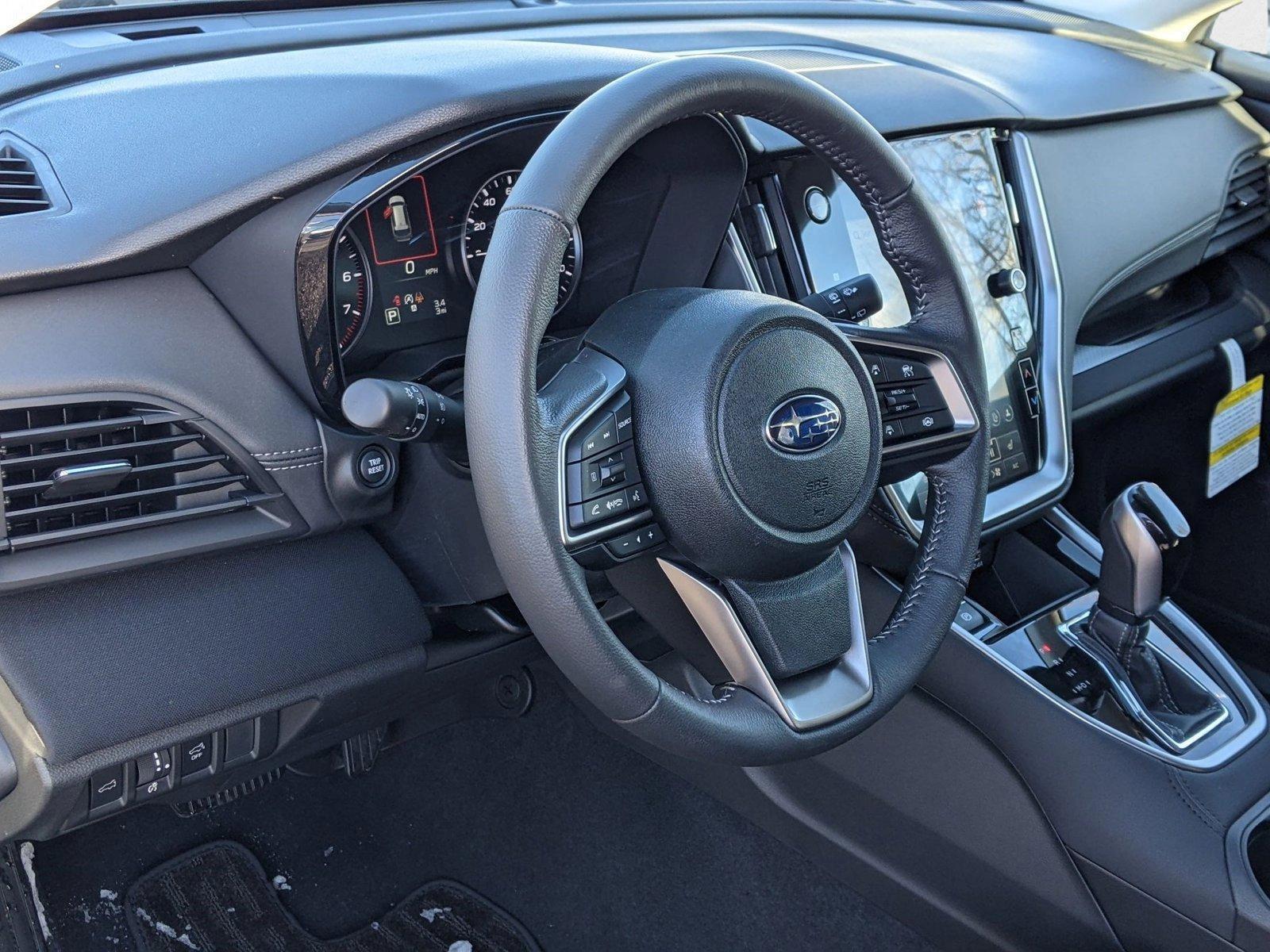2025 Subaru Outback Premium photo 3