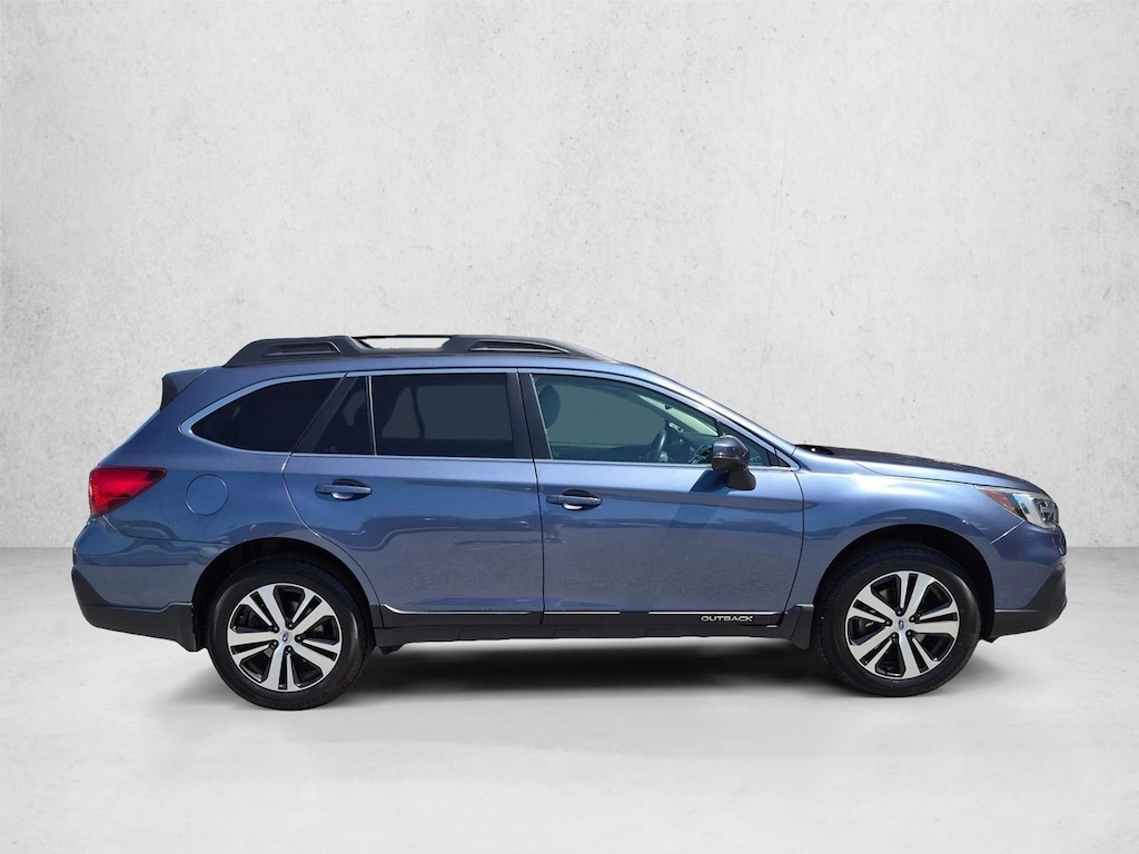 Used 2018 Subaru Outback Limited SUV