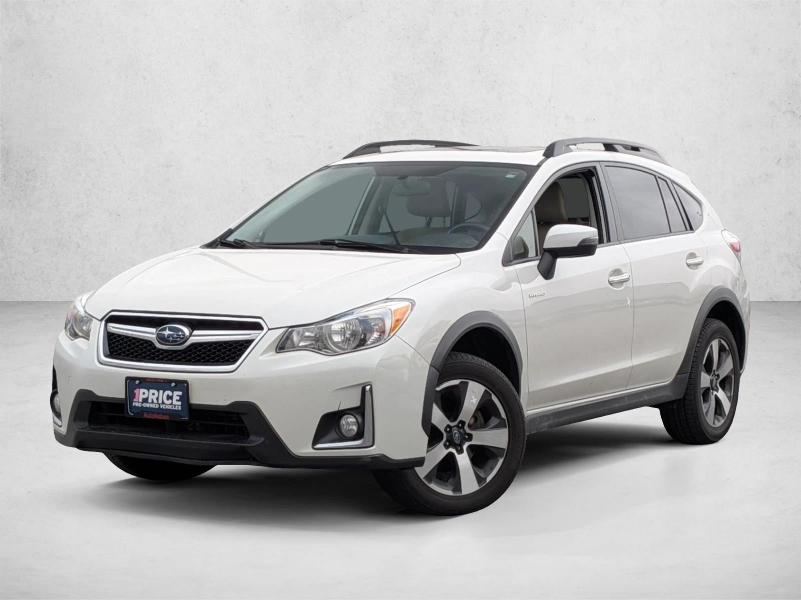 2016 Subaru Crosstrek Hybrid Touring's photo