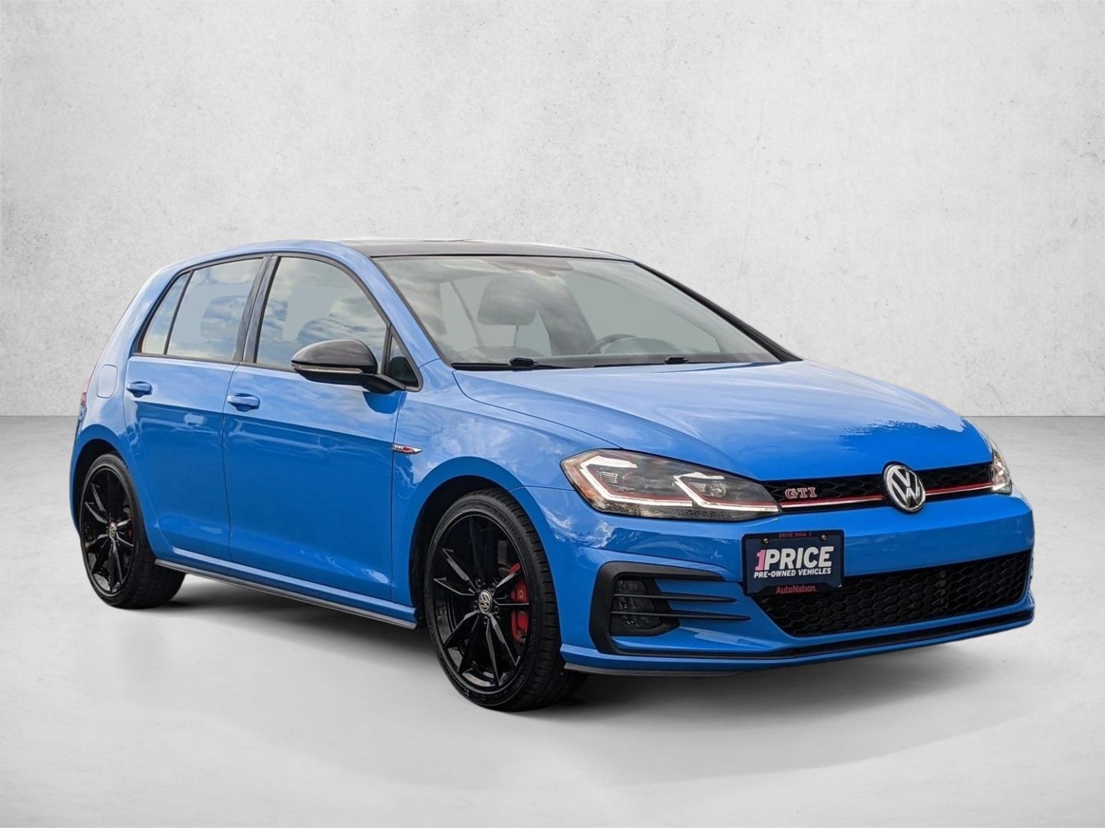 2021 Volkswagen Golf S photo 2