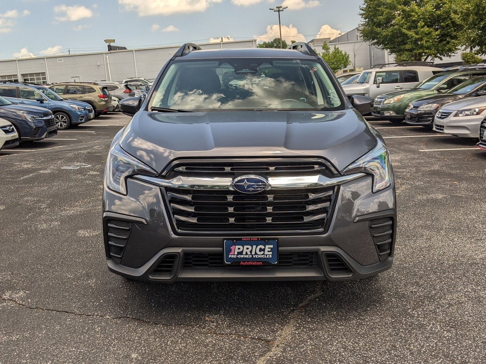 2024 Subaru Ascent Premium photo 2