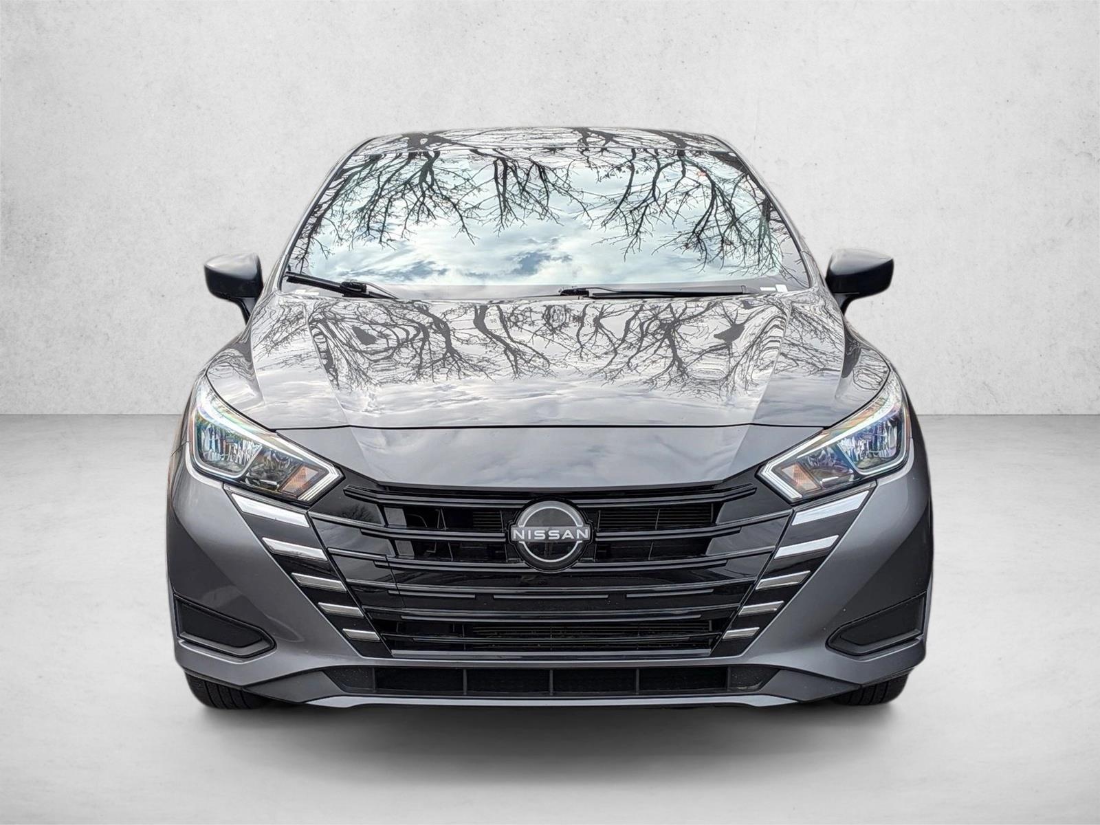 2024 Nissan Versa S photo 2