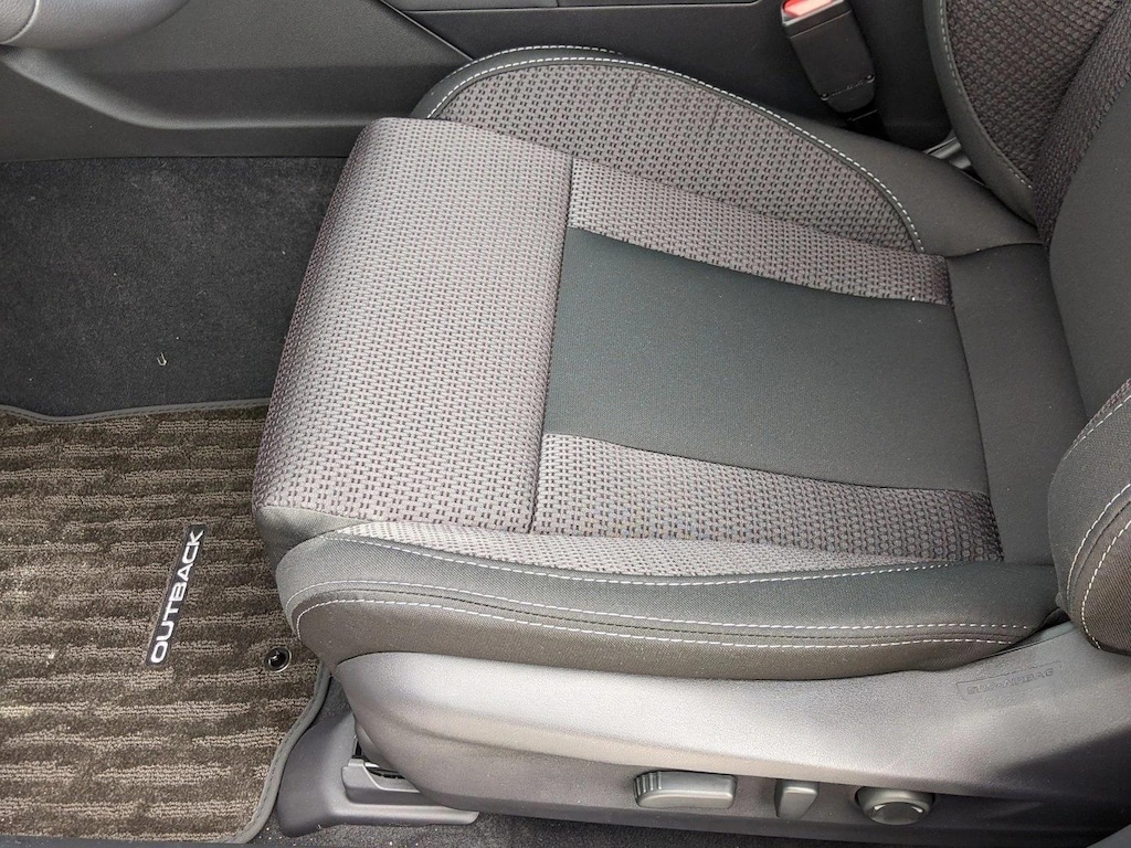 New 2025 Subaru Outback Premium SUV