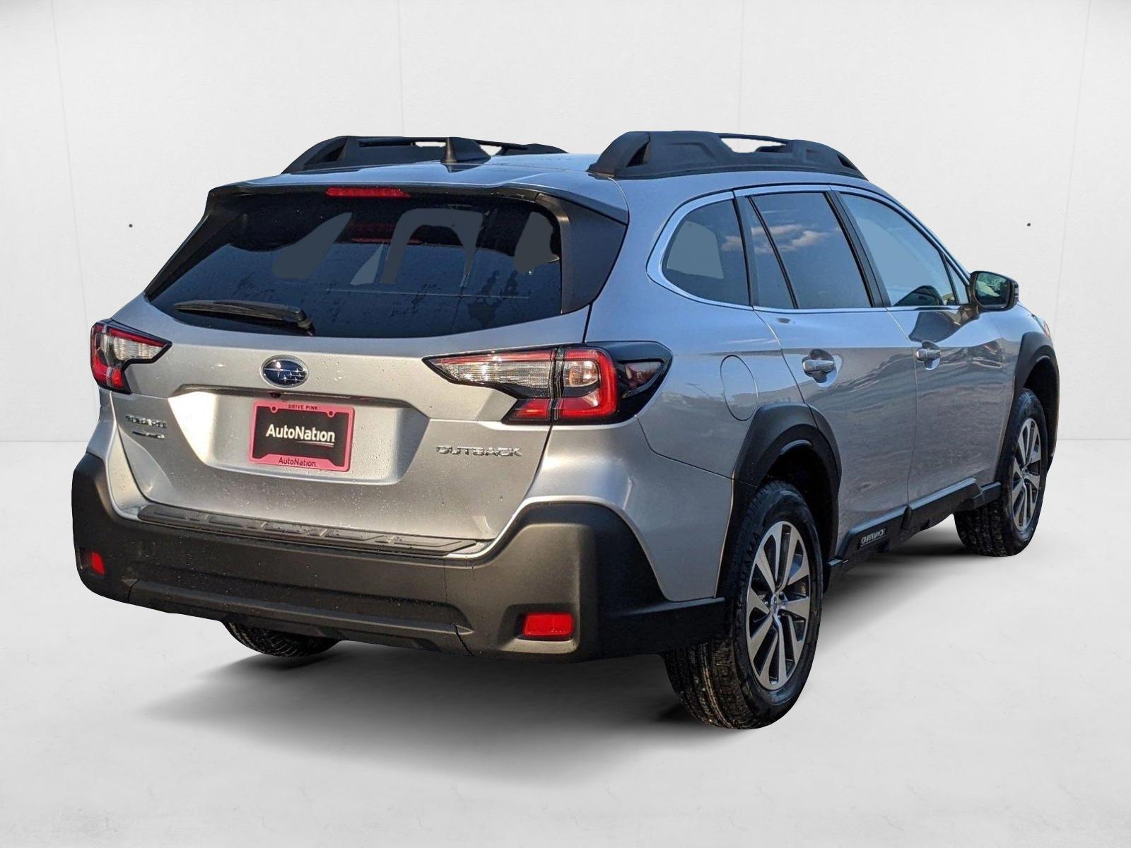 2025 Subaru Outback Premium photo 2