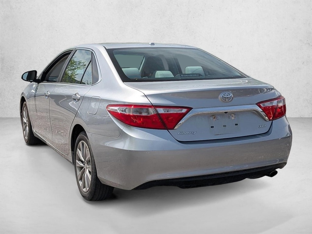 Used 2017 Toyota Camry XLE Sedan