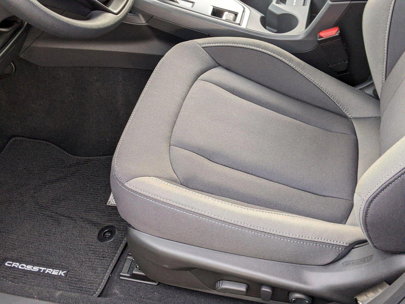 2025 Subaru Crosstrek Premium photo 4