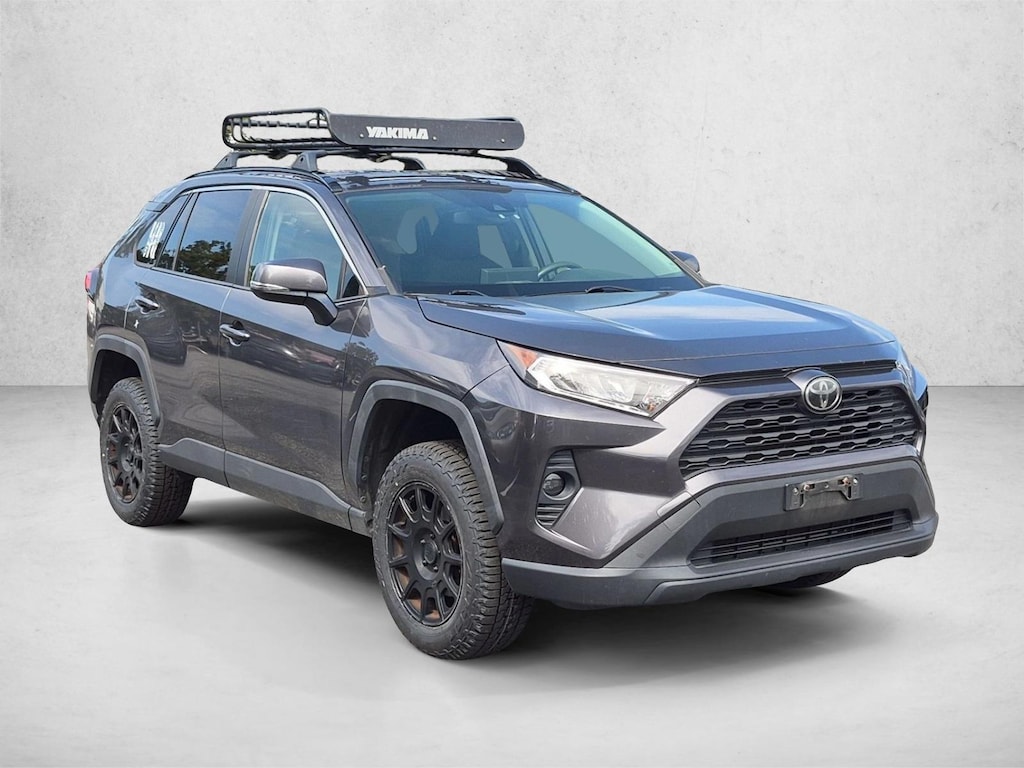 Used 2020 Toyota RAV4 XLE SUV