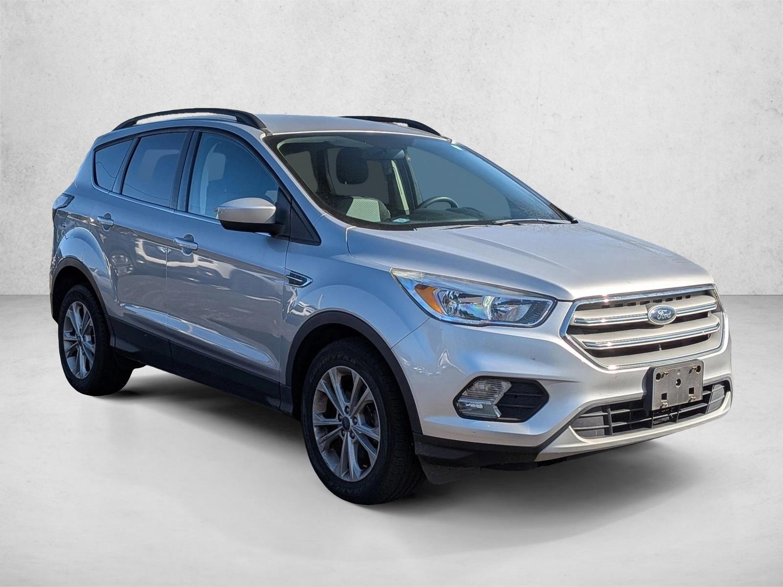 2018 Ford Escape SE photo 3