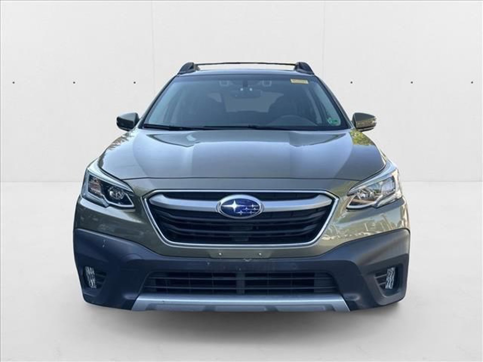 2020 Subaru Outback Limited photo 2