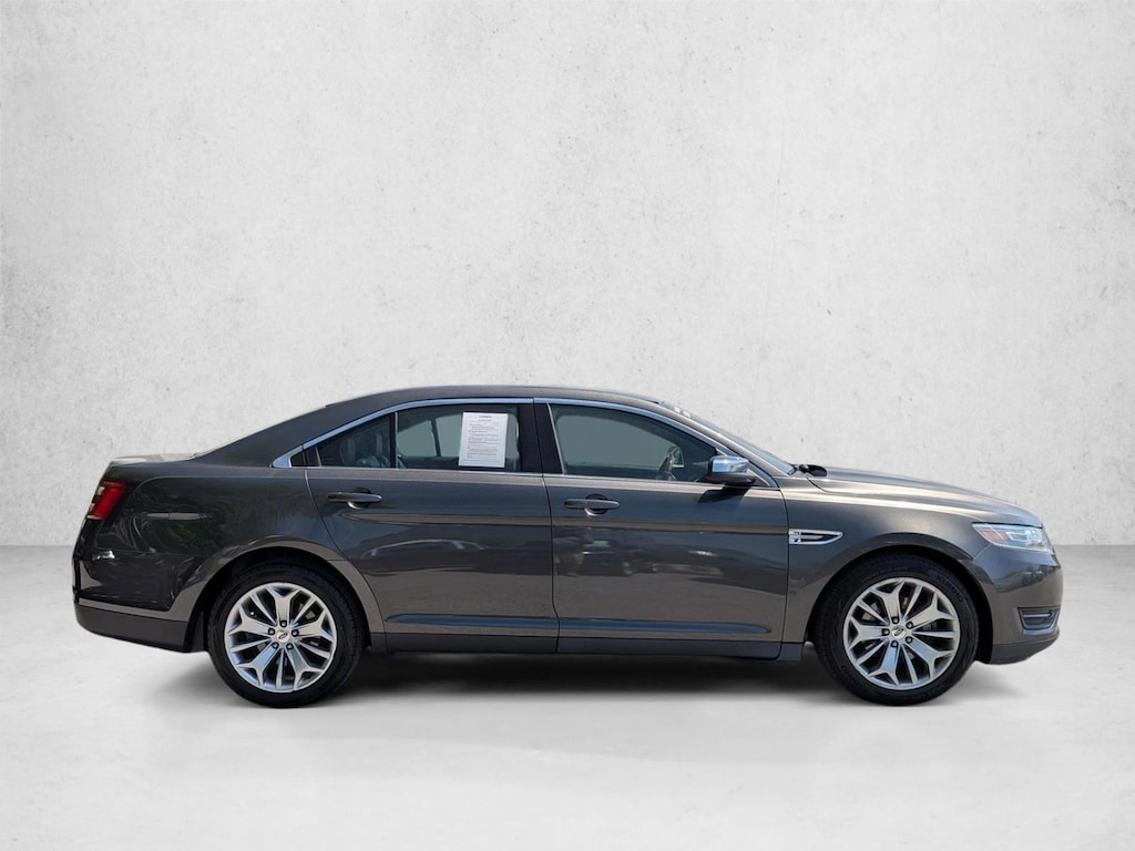 Used 2018 Ford Taurus Limited Sedan