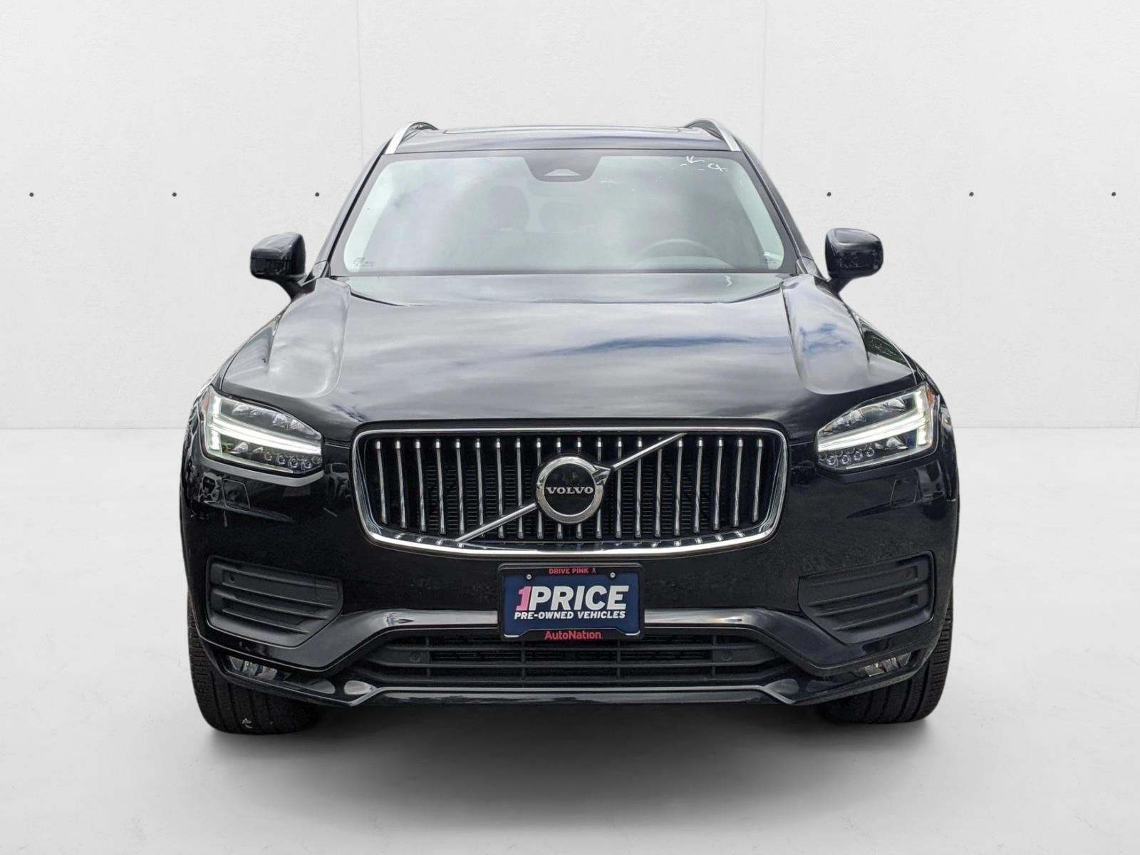 2023 Volvo XC90 B5 AWD Core photo 2