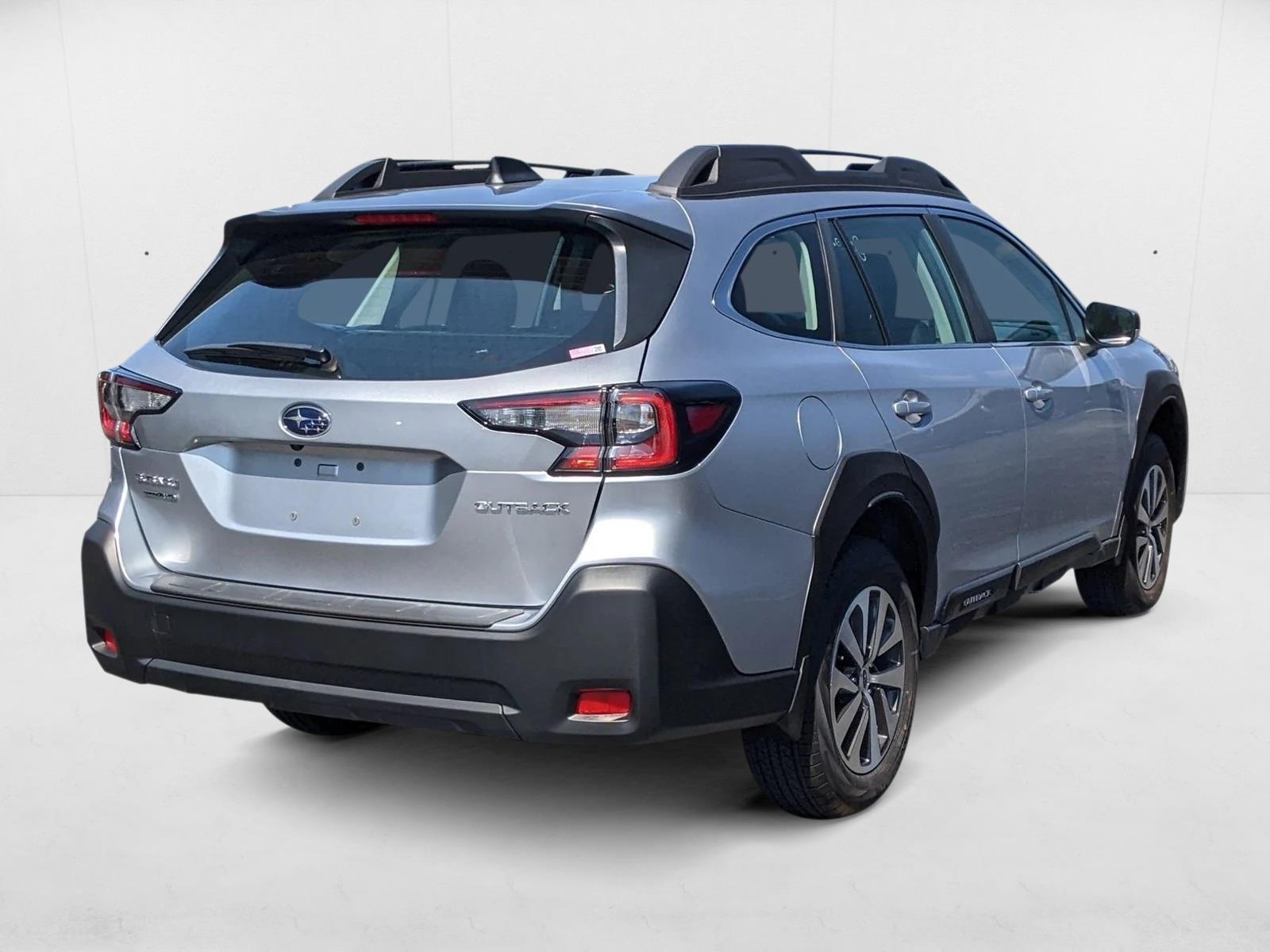 2025 Subaru Outback Base photo 2