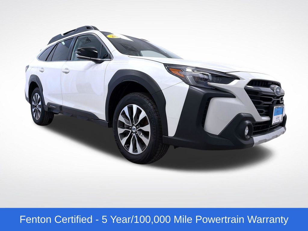 2025 Subaru Outback Limited's photo