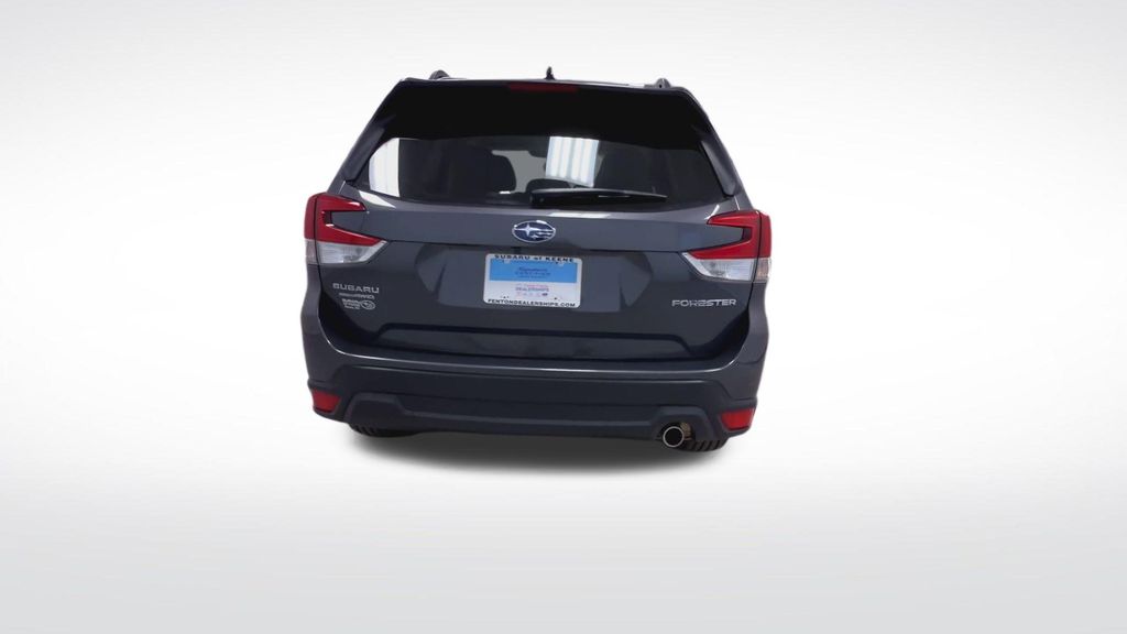 2024 Subaru Forester Limited - Photo 7