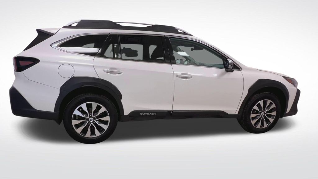 2024 Subaru Outback Touring - Photo 8