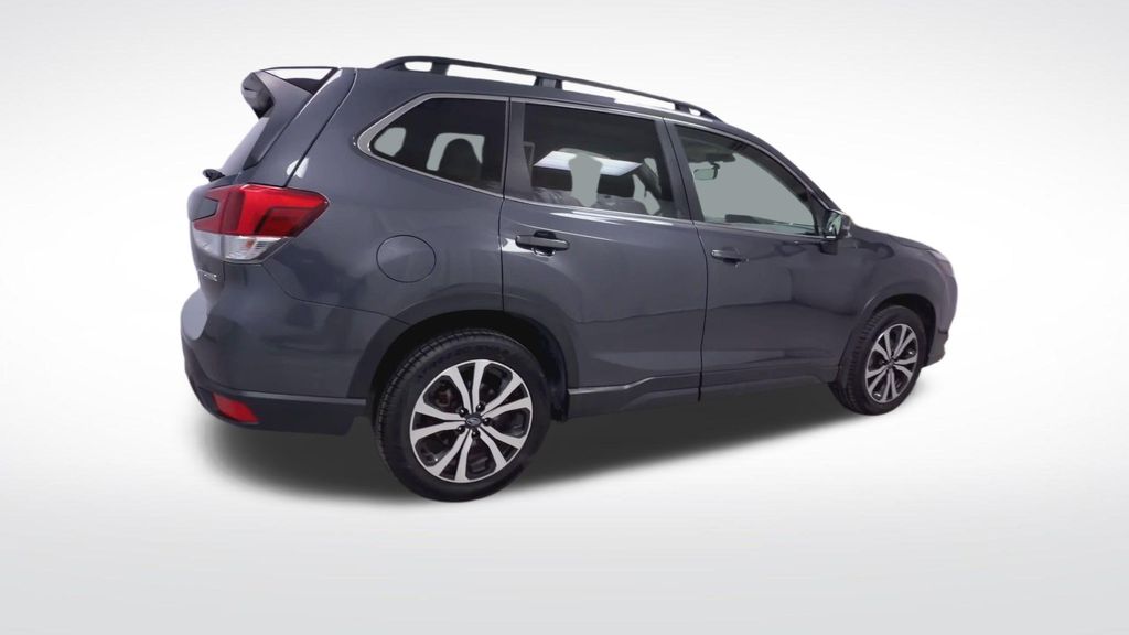 2024 Subaru Forester Limited - Photo 8