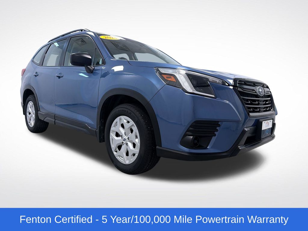 2023 Subaru Forester Base