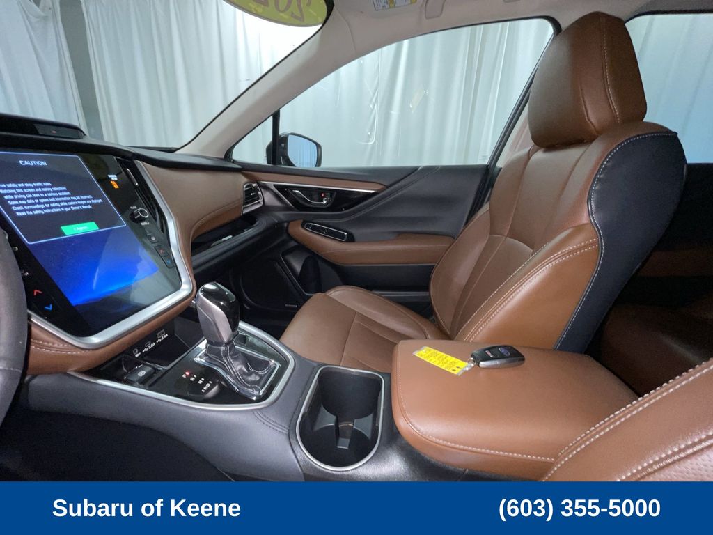 2023 Subaru Outback Touring photo 3
