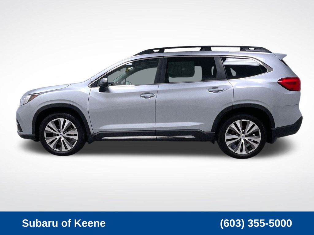 2022 Subaru Ascent Limited photo 2