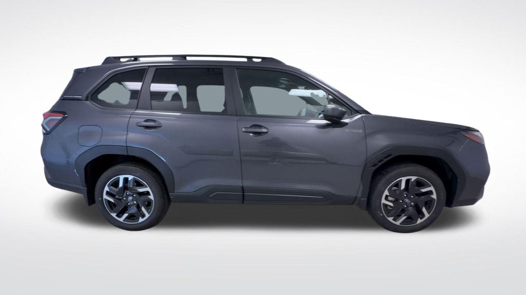 2026 Subaru Forester Premium - Photo 9