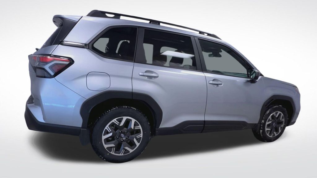 2026 Subaru Forester Premium - Photo 8