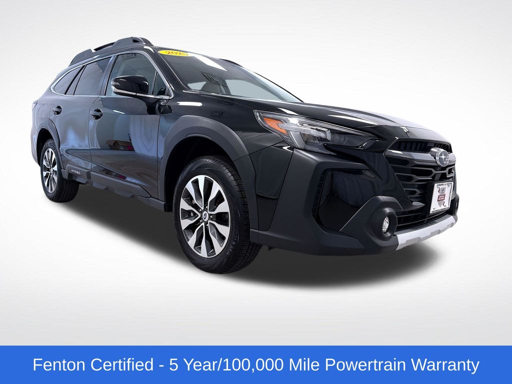 2025 Subaru Outback Limited's photo