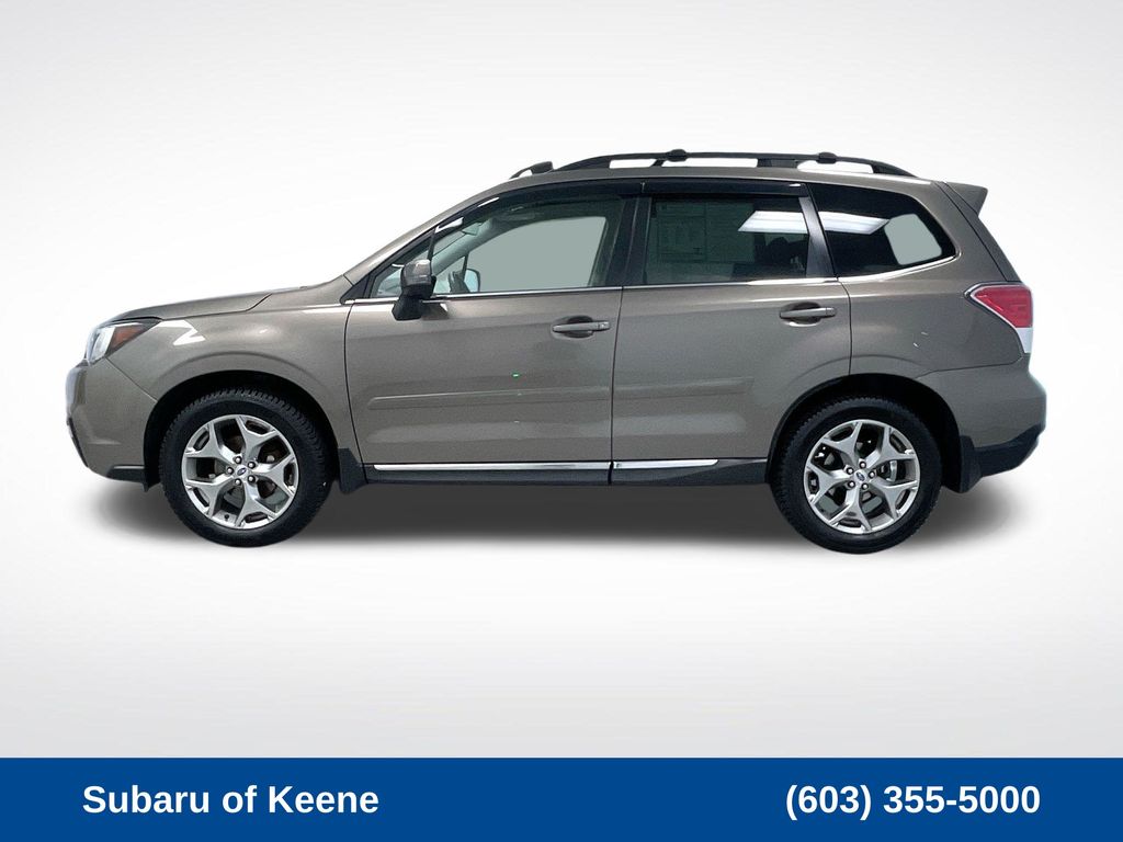 2017 Subaru Forester 2.5i Touring photo 2