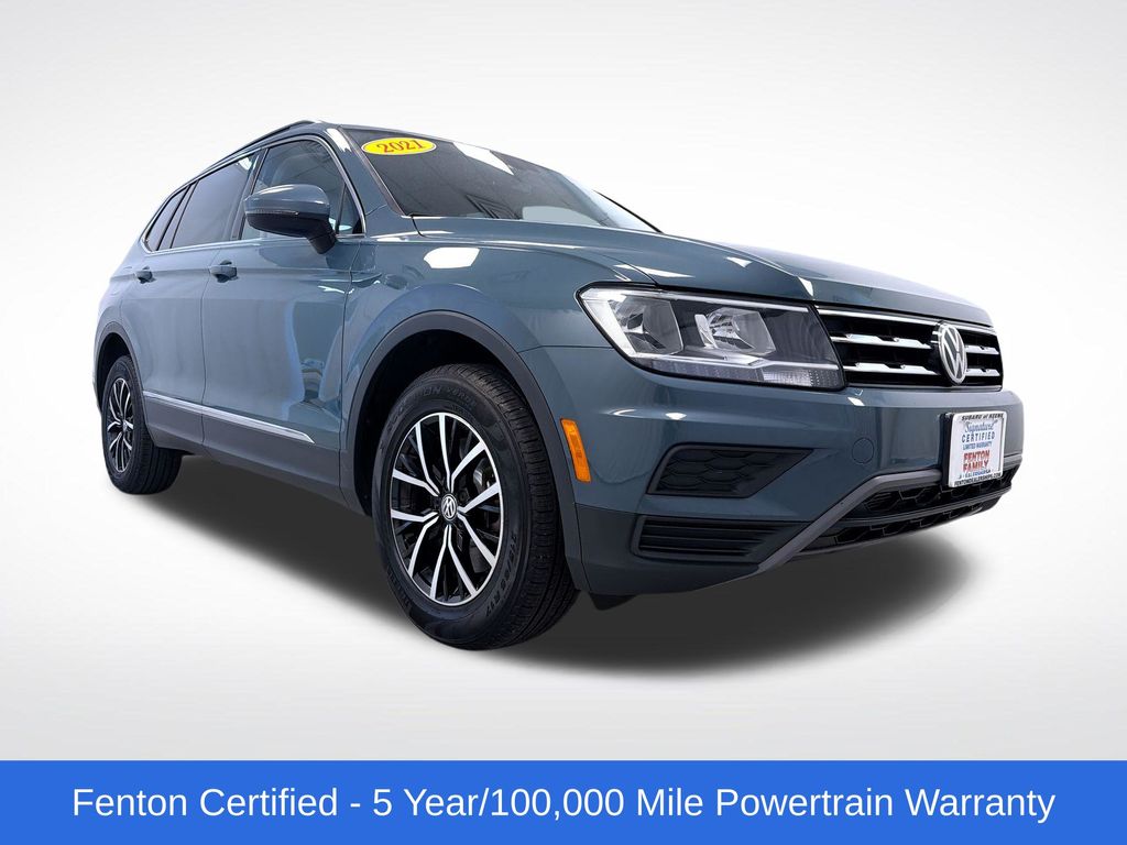 2021 Volkswagen Tiguan 2.0T SE 4Motion's photo
