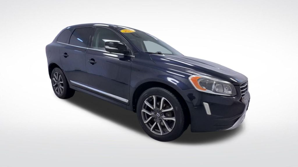 Used 2017 Volvo XC60 T6 Dynamic with VIN YV449MRR2H2223282 for sale in Keene, NH