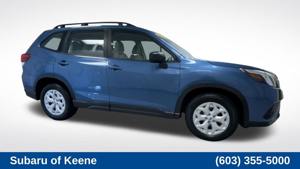 2023 Subaru Forester Base photo 2
