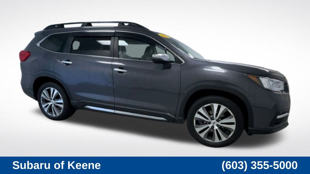 2022 Subaru Ascent Touring photo 2