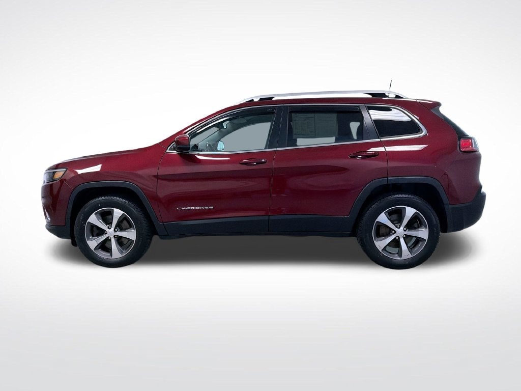 Used 2019 Jeep Cherokee Limited with VIN 1C4PJMDX7KD475828 for sale in Keene, NH