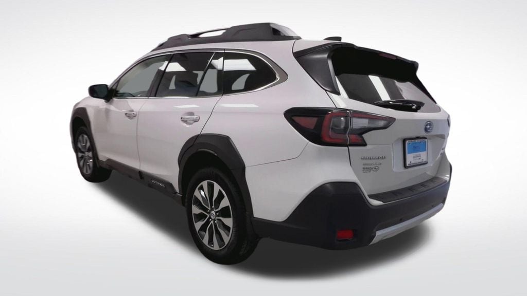 2024 Subaru Outback Touring - Photo 6
