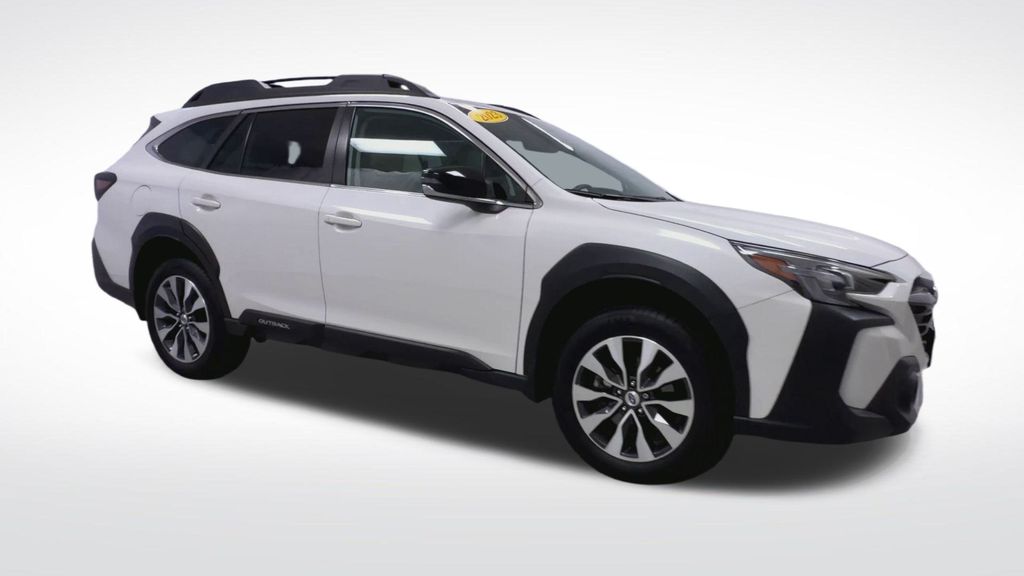 2023 Subaru Outback Limited photo 2