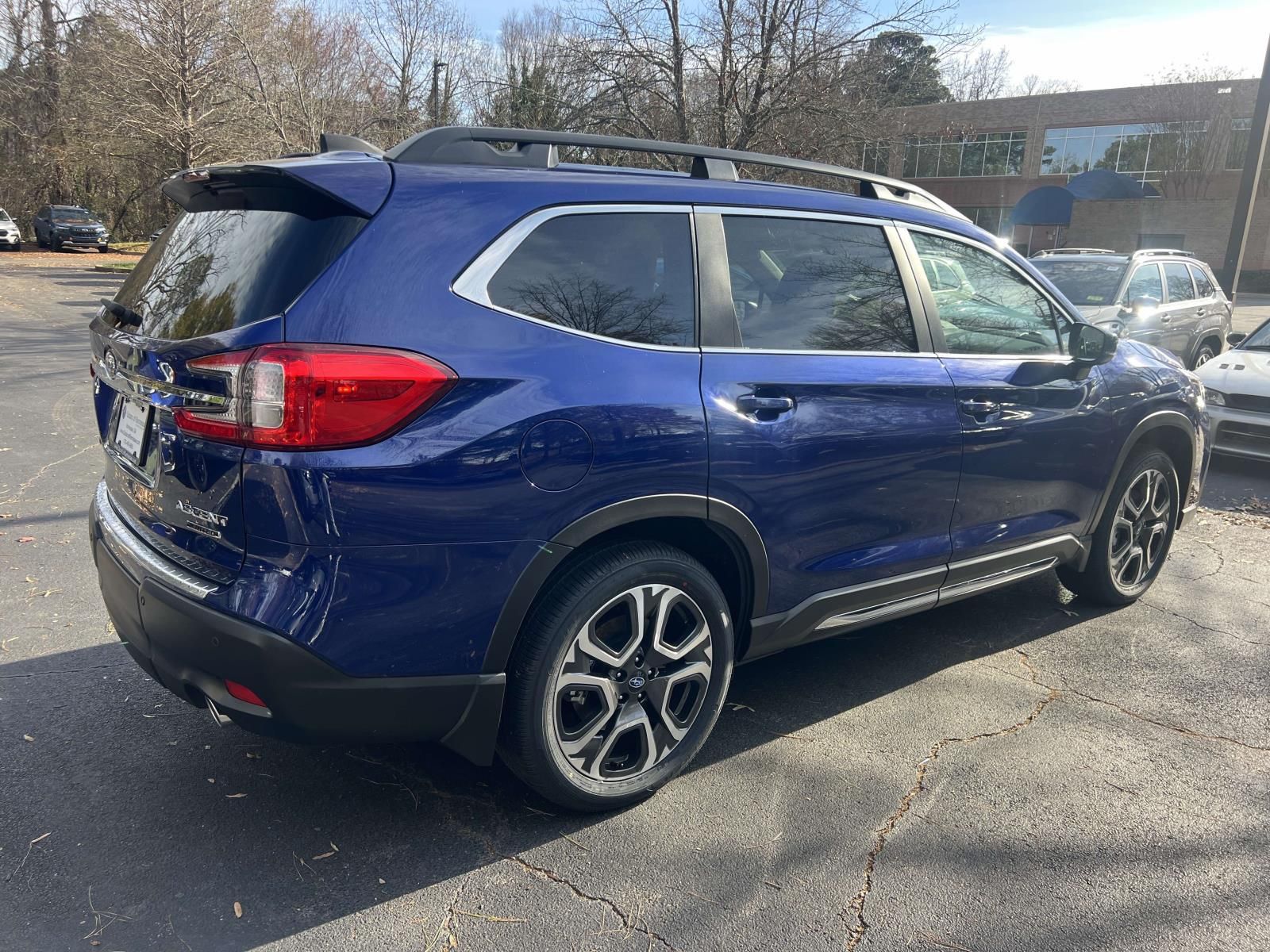 2026 Subaru Ascent Limited - Photo 7