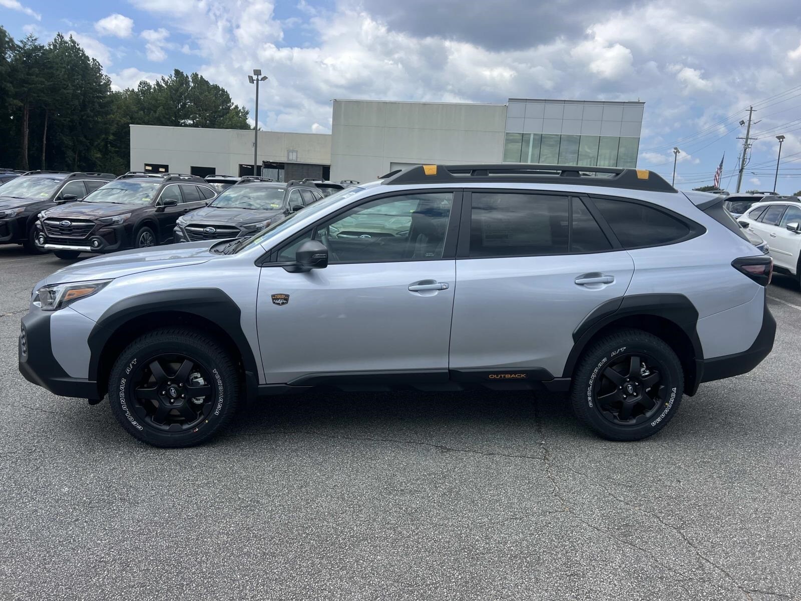 2025 Subaru Outback Wilderness photo 4