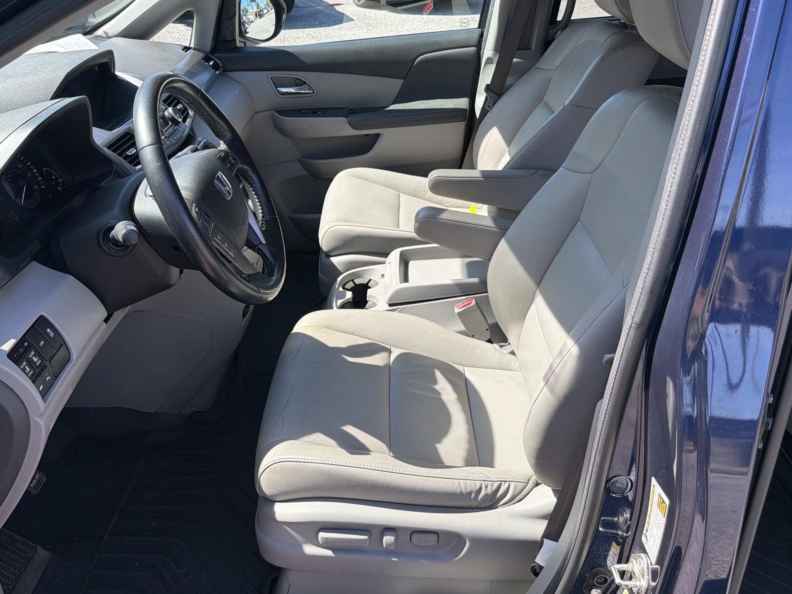 Used 2016 Honda Odyssey Touring with VIN 5FNRL5H9XGB042539 for sale in Kennesaw, GA