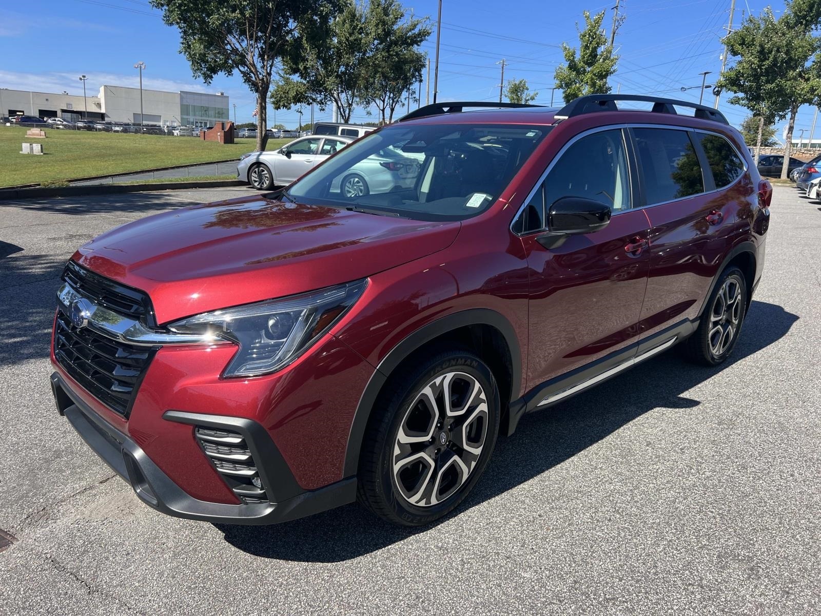 2024 Subaru Ascent Limited photo 3