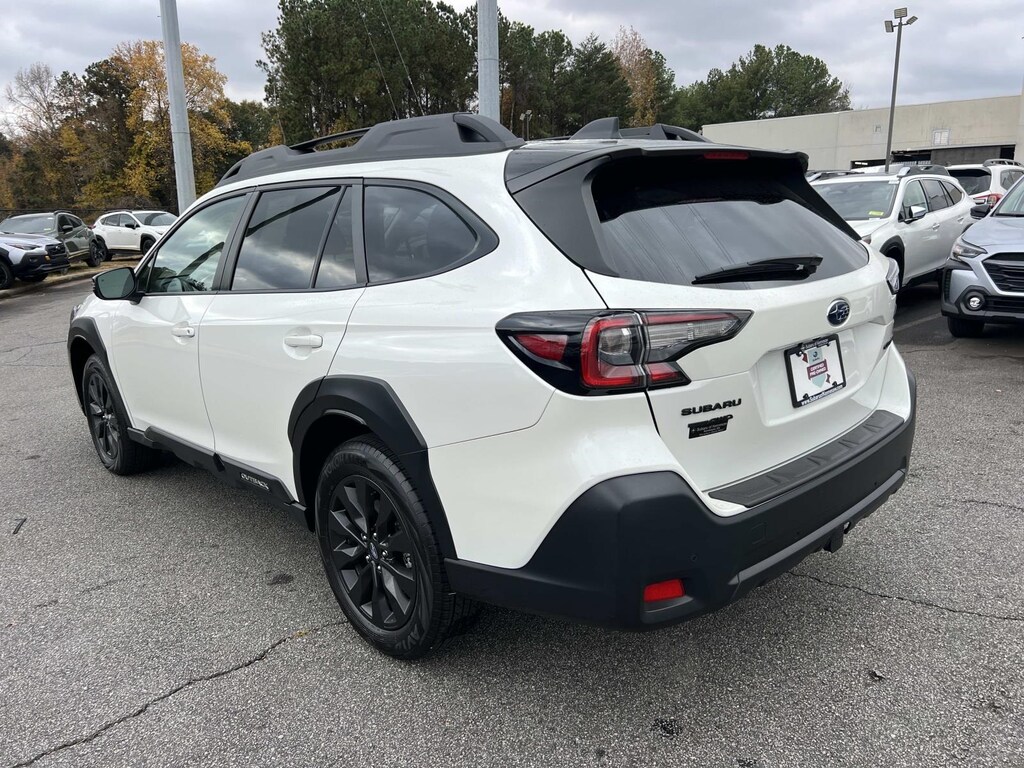 2024 Subaru Outback Onyx Edition photo 4