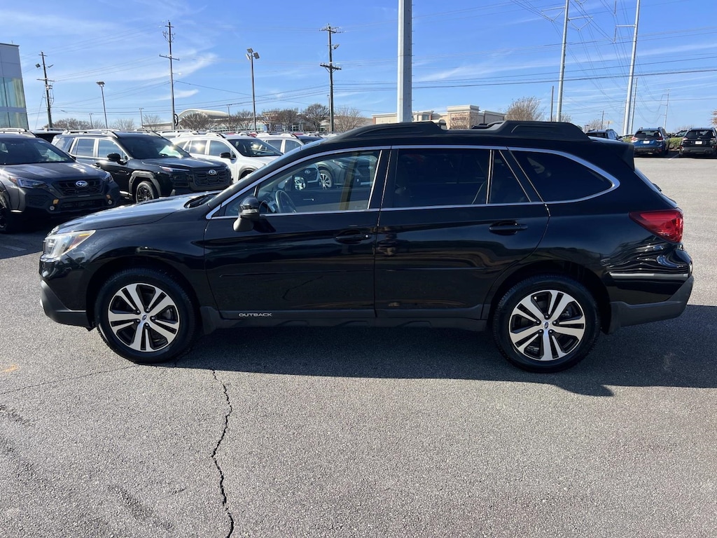 Used 2018 Subaru Outback 2.5i SUV