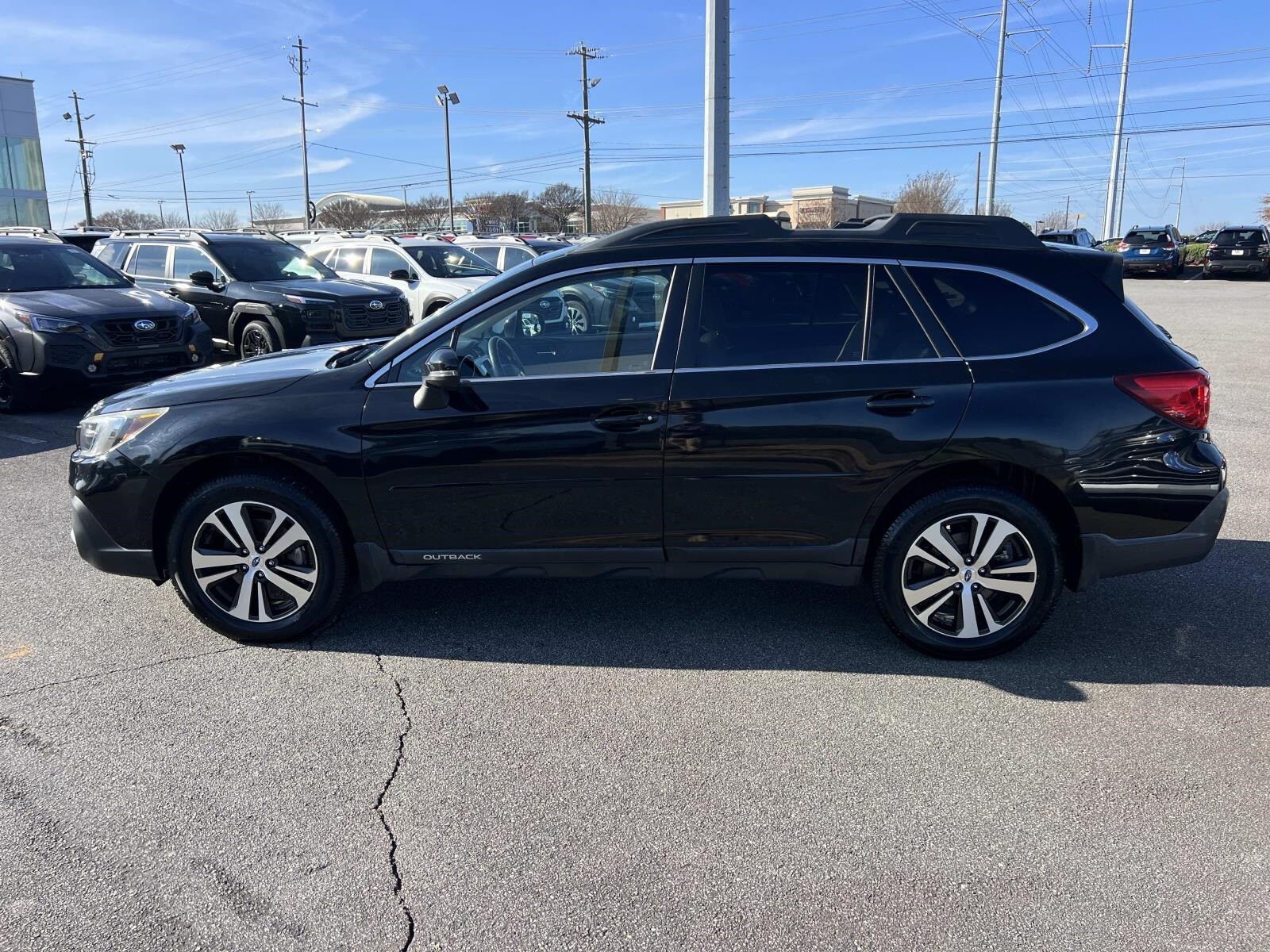 2018 Subaru Outback 2.5i Limited photo 4