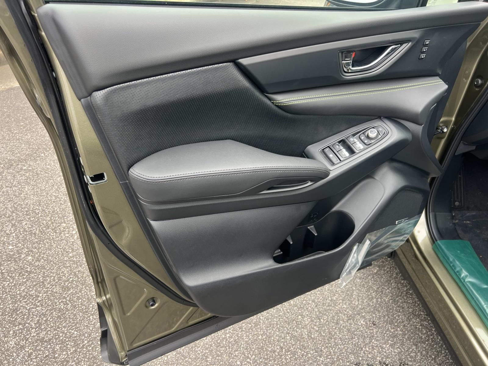 2026 Subaru Ascent Onyx Edition-Touring - Photo 10