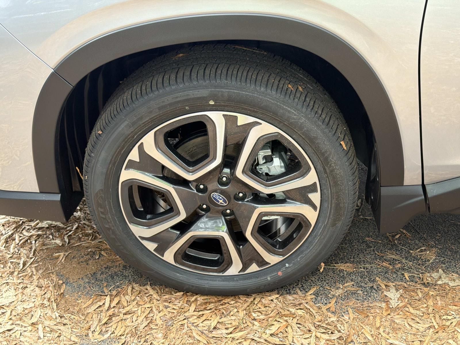 2026 Subaru Ascent Limited - Photo 11