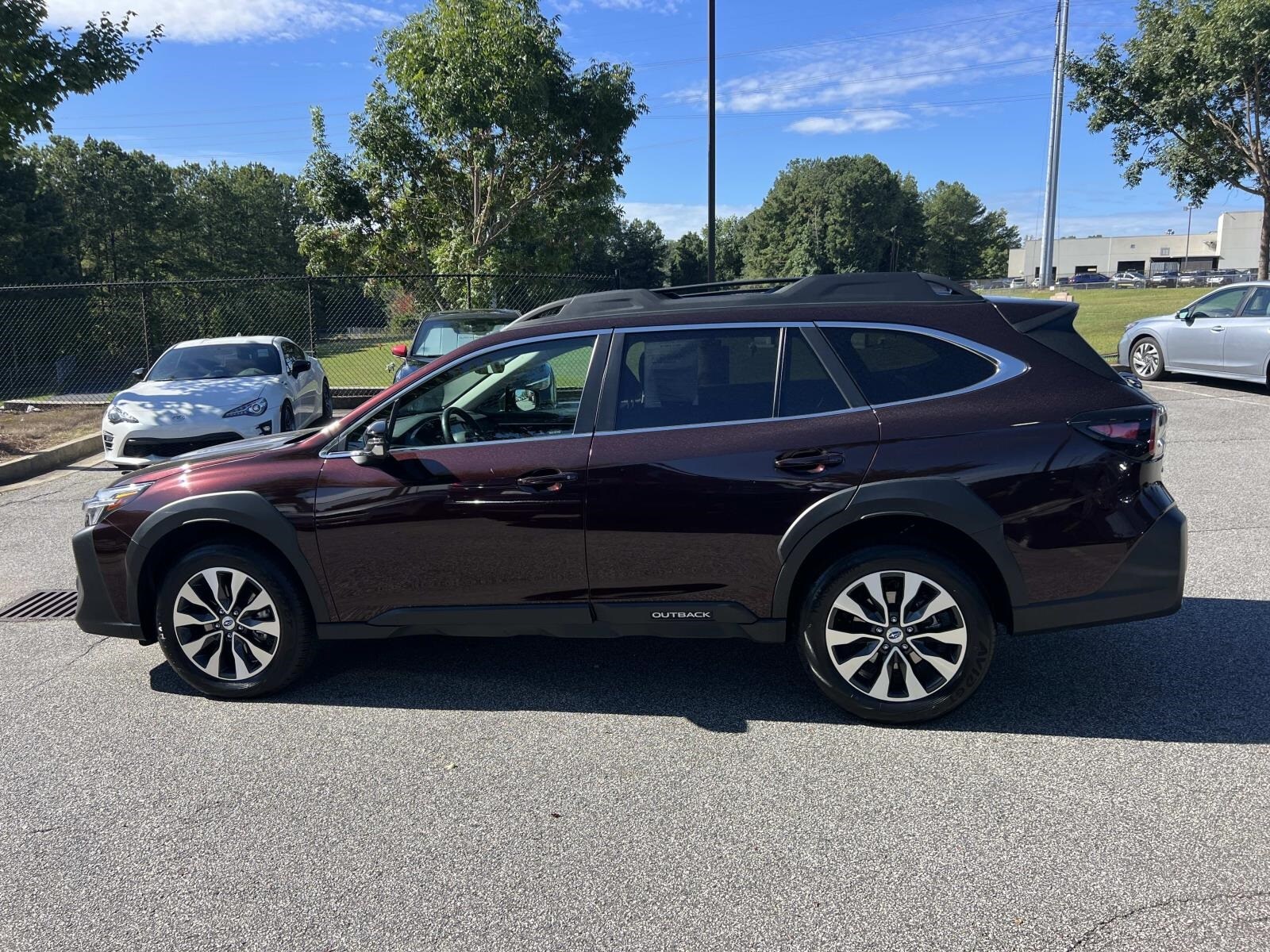 2023 Subaru Outback Limited photo 4