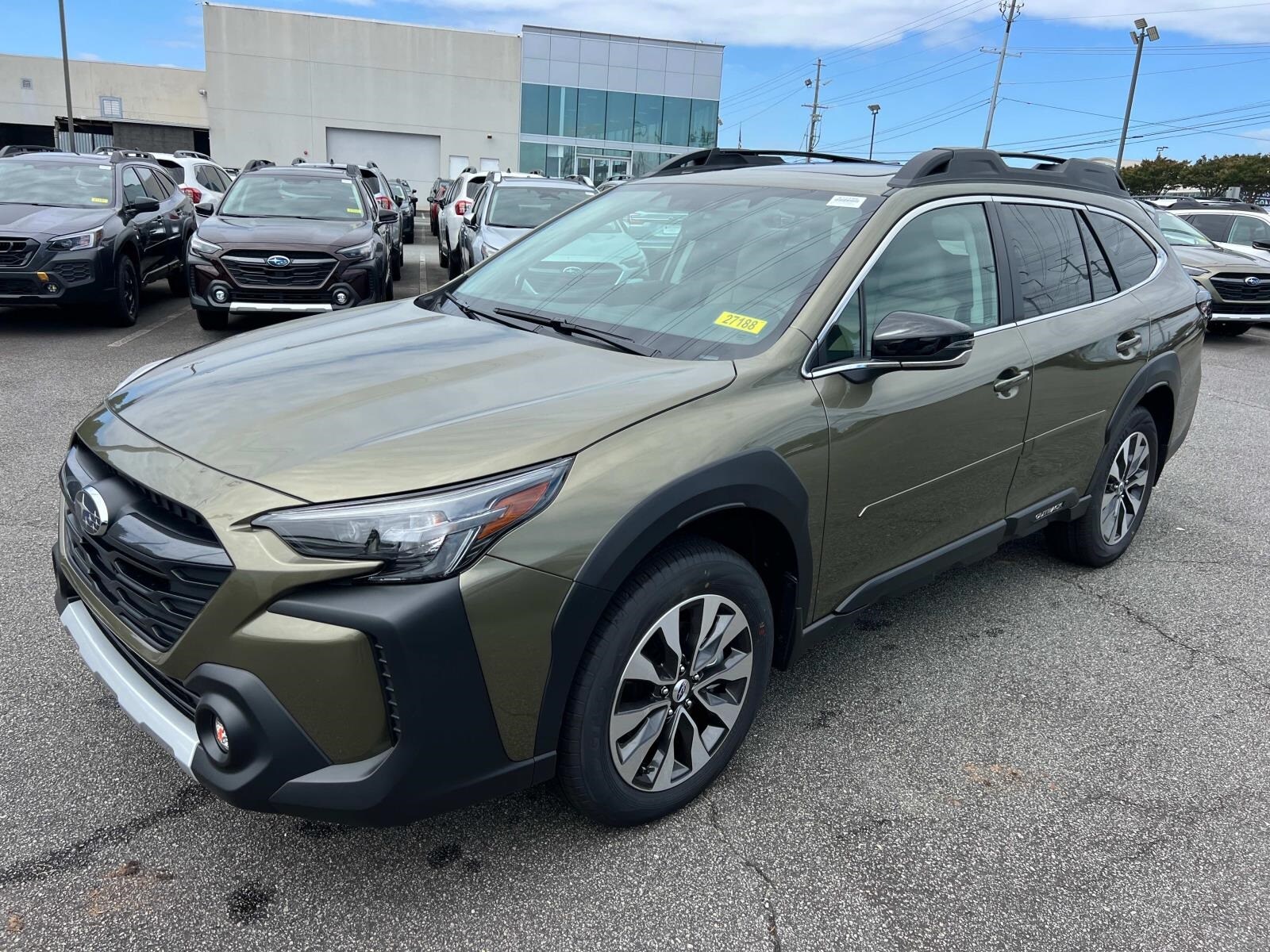 2025 Subaru Outback Limited photo 2