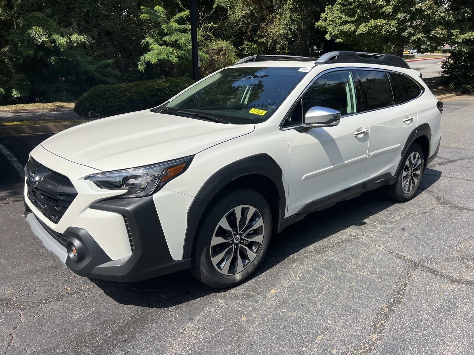 2025 Subaru Outback Touring photo 2