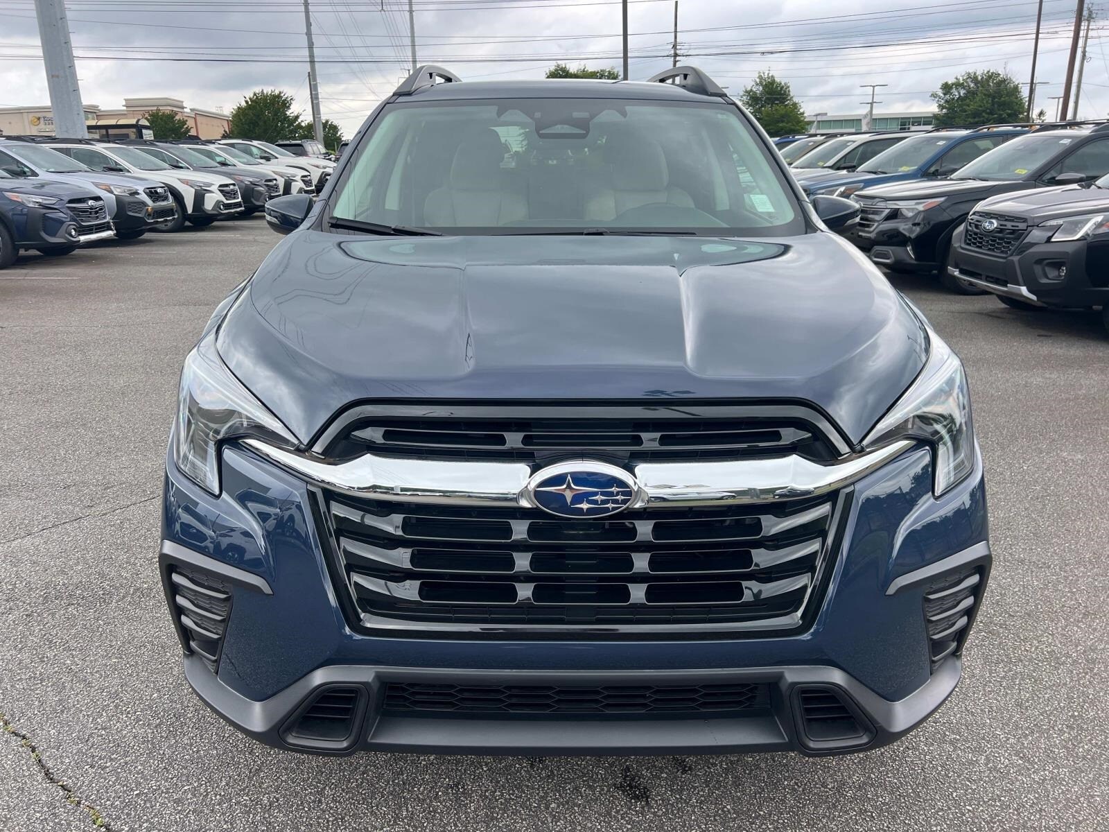 2023 Subaru Ascent Premium photo 2